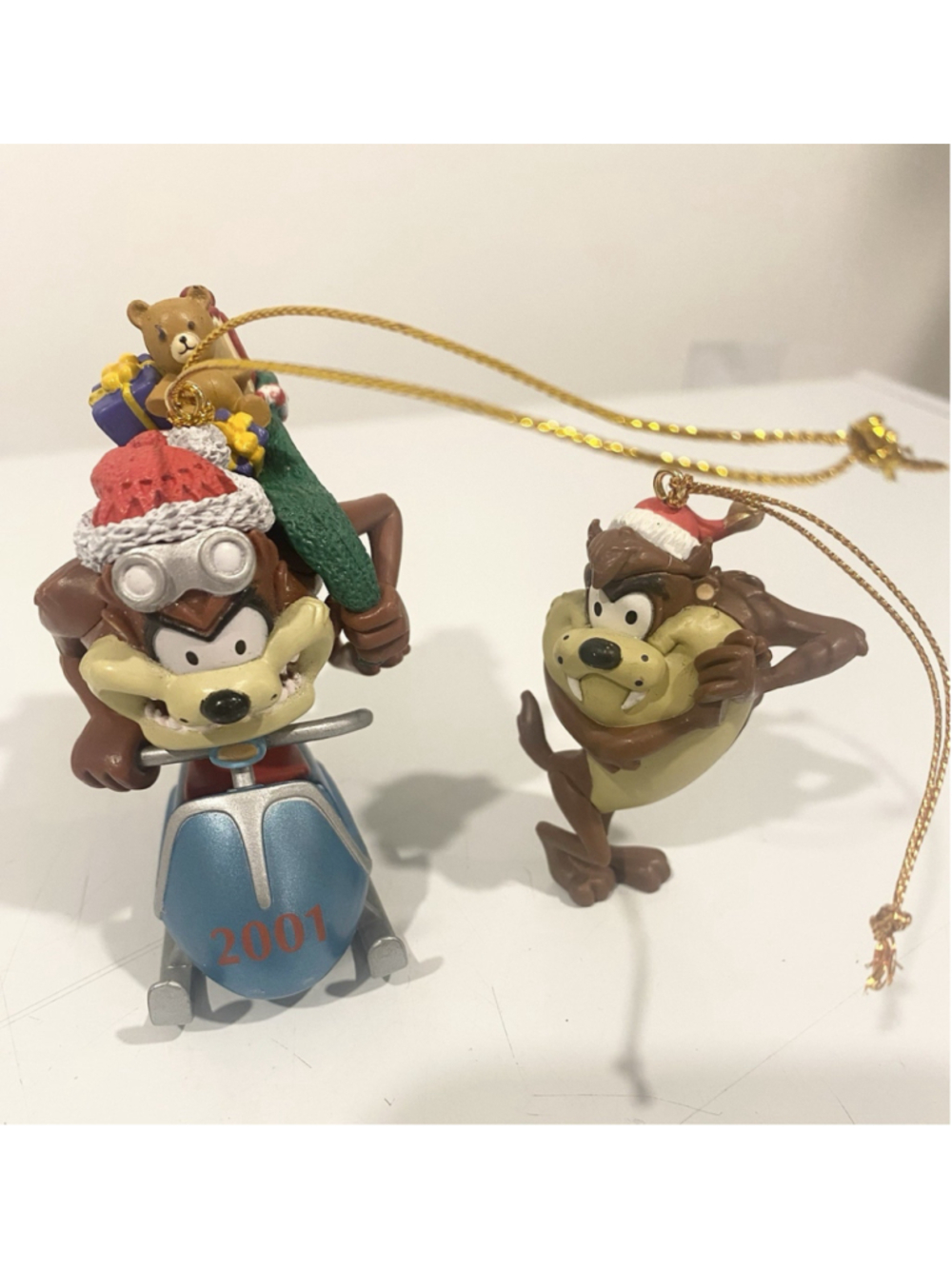 Vintage Looney Tunes Taz Christmas Ornaments Lot of 2 1997 2001 Warner Bros